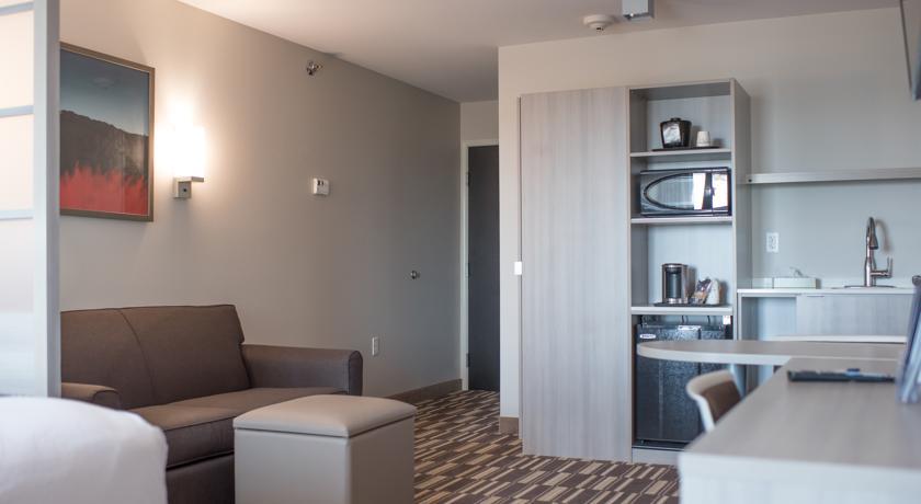 Microtel Inn & Suites By Wyndham West Fargo Near Medical Center Стая снимка